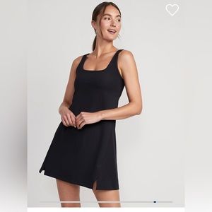 Old Navy Powersoft Active Dress - Small